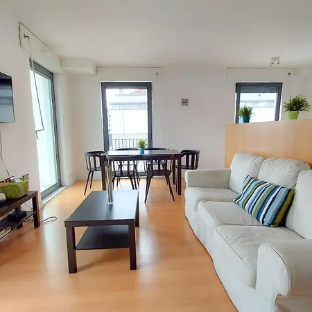 Castle View Apartment, 1