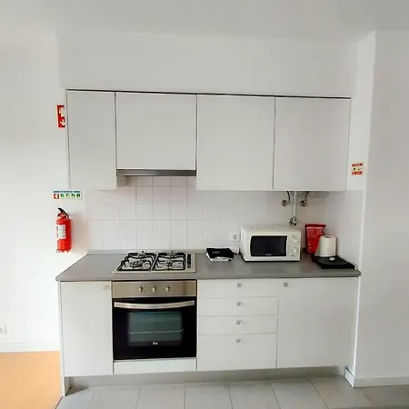 Castle View Apartment, 1